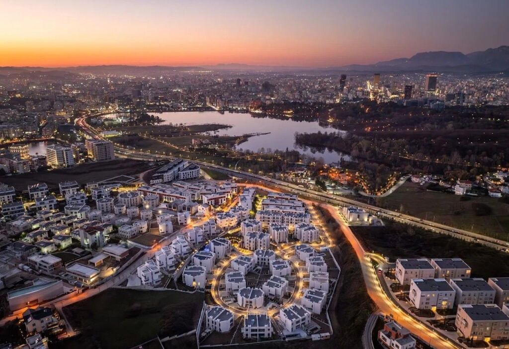 🏡Shitet Apartament 2+1 te Green Valley Residence, Liqeni Thate❗