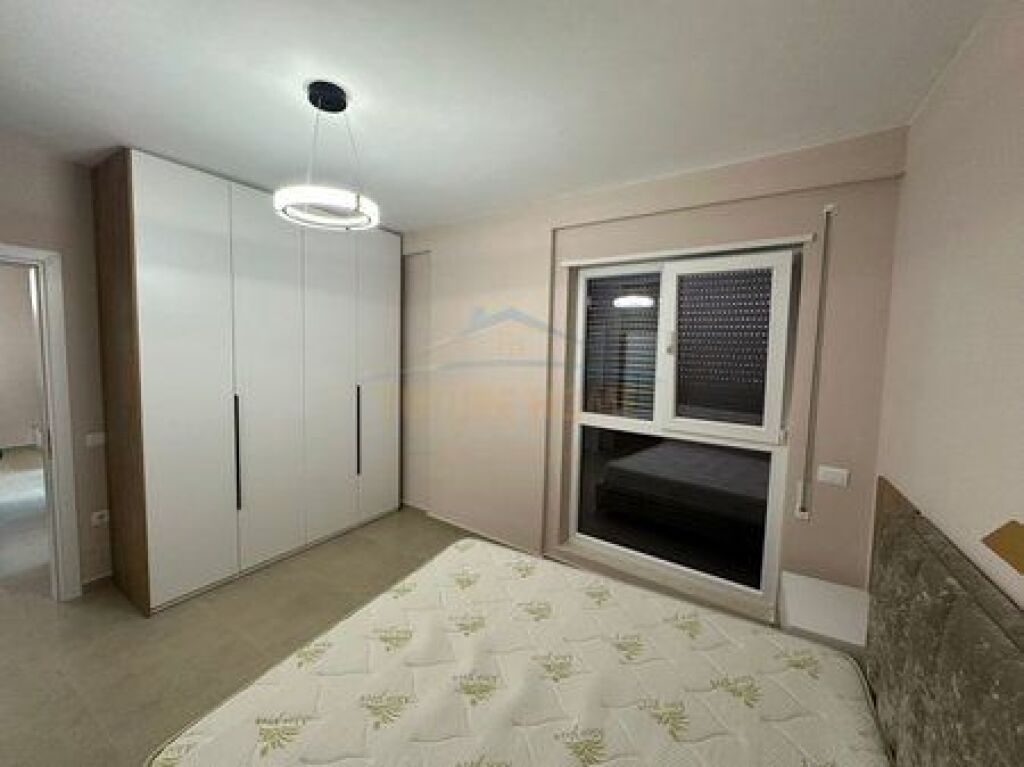 Qera,Apartament 1+1 Rruga Jordan Misja.