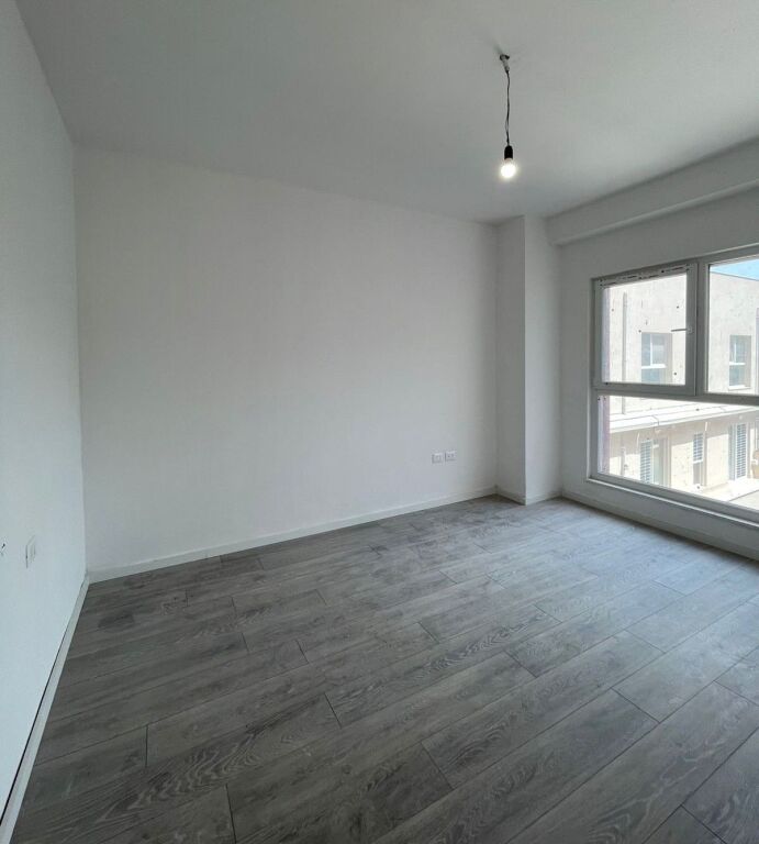 🏡 Shitet Apartament 2+1 – Kompleksi Aura, Rr. Dritan Hoxha