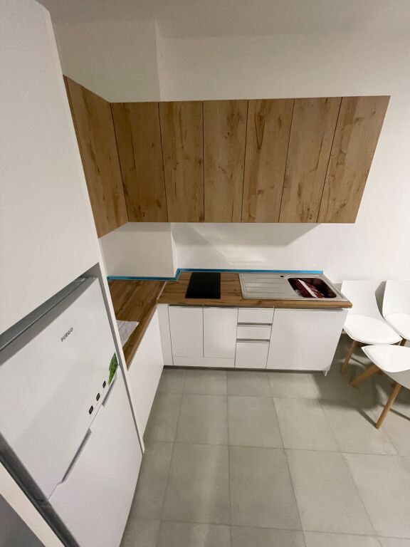 APARTAMENT 1+1 PER SHITJE NE SHENGJIN