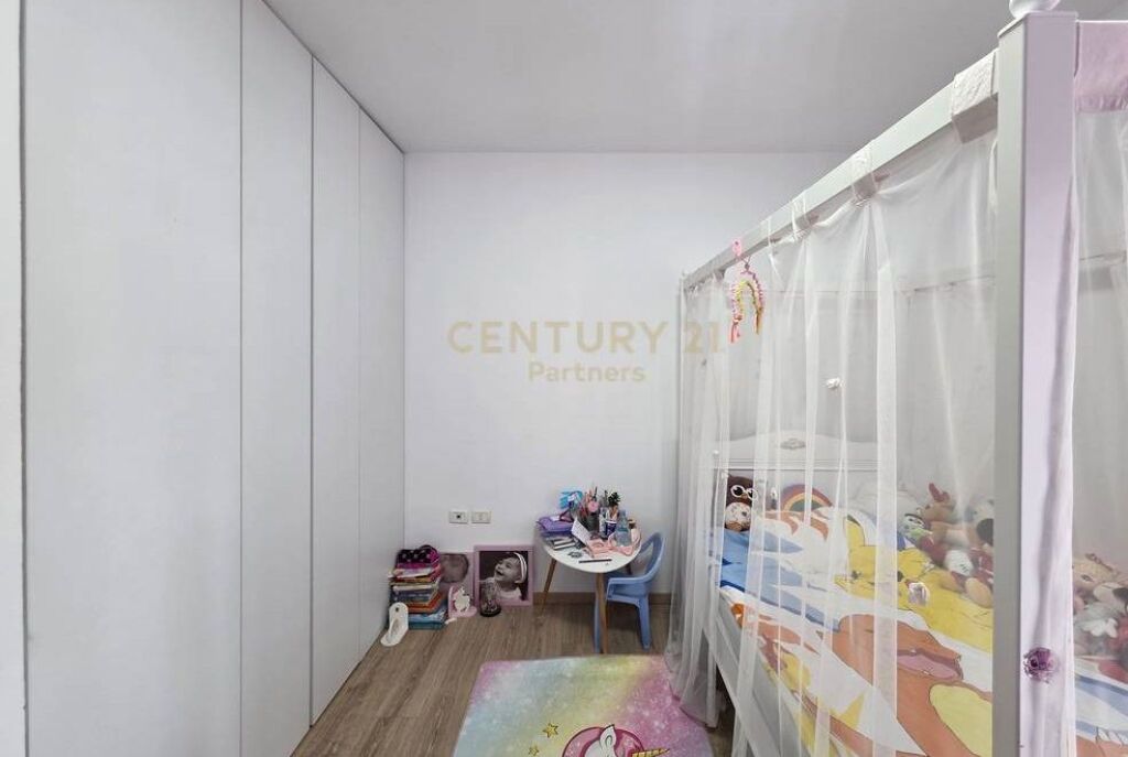 Apartament 2+1 ne shitje, Irfan Tomini