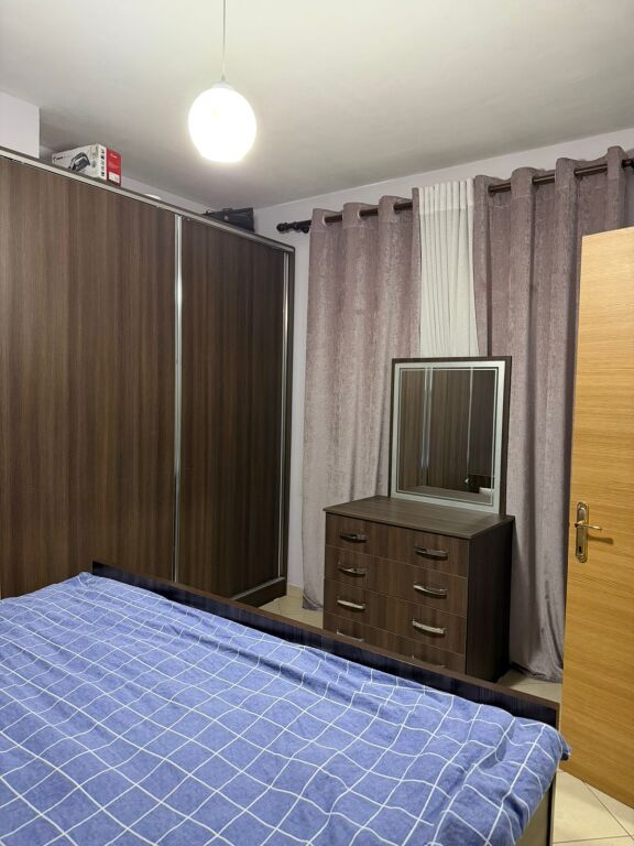Apartament 1+1 qera , Astir