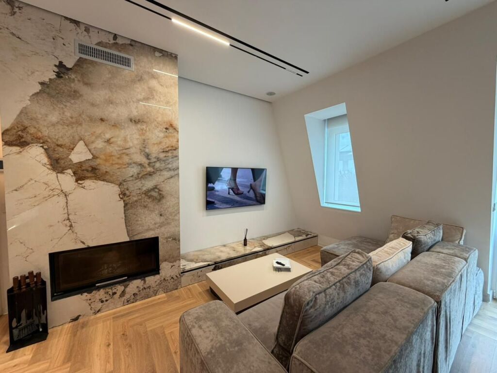 Apartament 2+1+Parking per qira prane TEG.