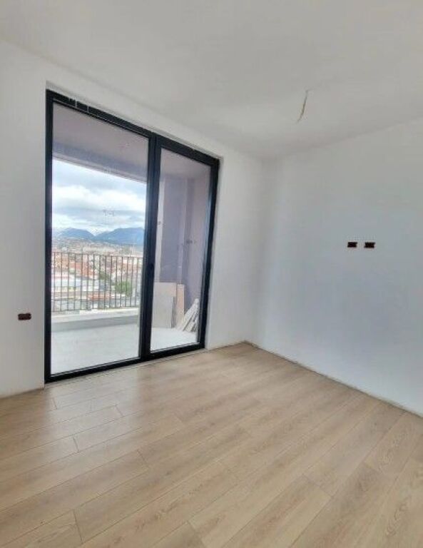 📌 Apartament 1+1 për Shitje – pranë Bulevardit të Ri