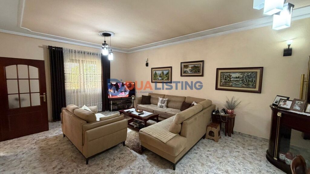 Shitet vilë 3-katëshe në Rrugën Albanopol, Don Bosko