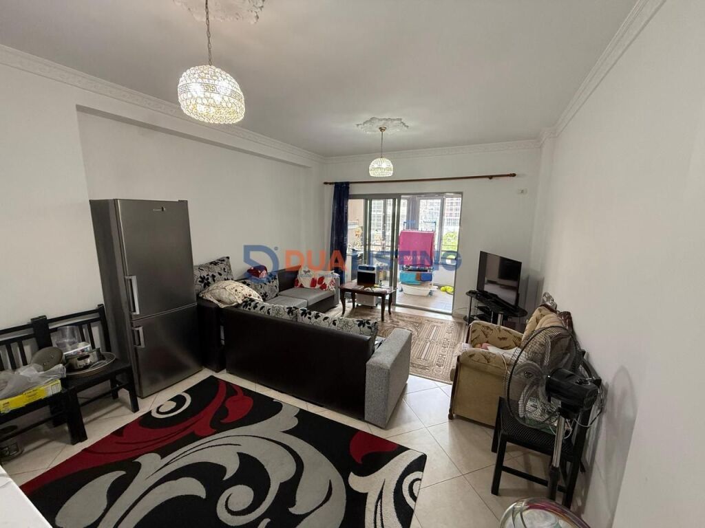 🏡 Shesim Apartament 2+1+2 📍Paskuqan (pranë Shkollës “Lidhja e Prizrenit”)