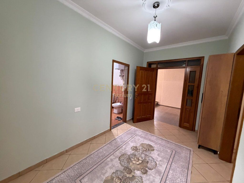JEPET ME QIRA APARTAMENT 2+1+2 NE INSITUT !