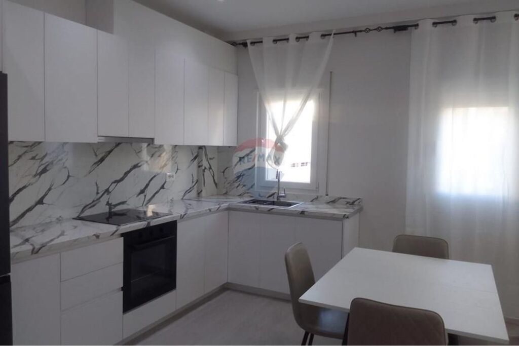 Appartamento 2+1 in affitto a Kodra e Priftit