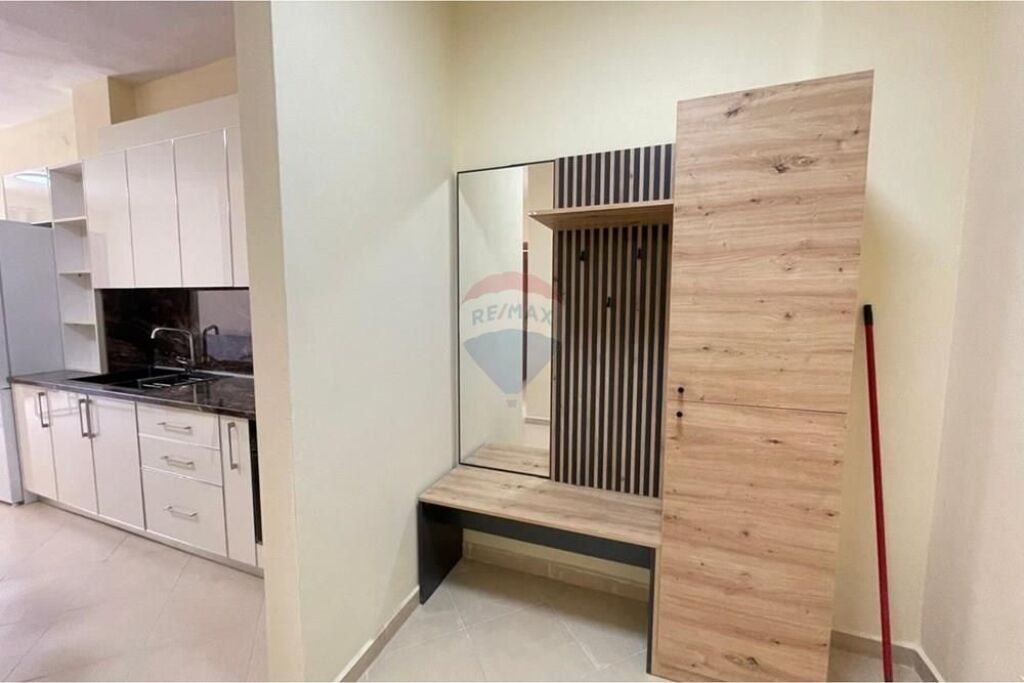 Apartament 2+1 me qera , Uji i Ftohte