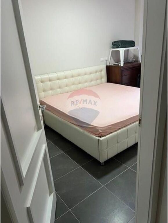 Apartament 2+1 me qera , ne Skele