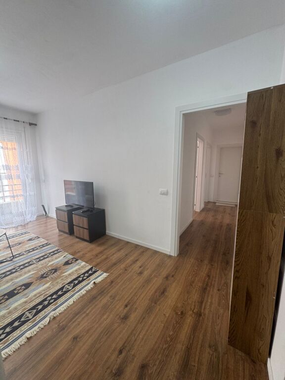 Selite Jepet apartament me qira 2+1 Tek Xhamia