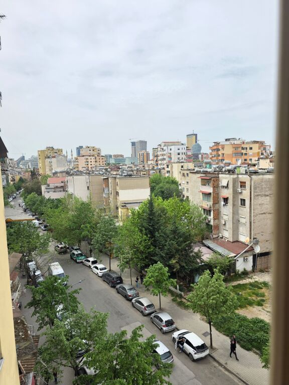 Apartament 3+1+2 në shitje te Shkolla e Baletit , Tiranë 133 m²