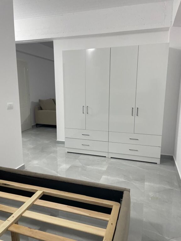 Affitto | Apartament 1 + 1 | Astir | 400 €/mese