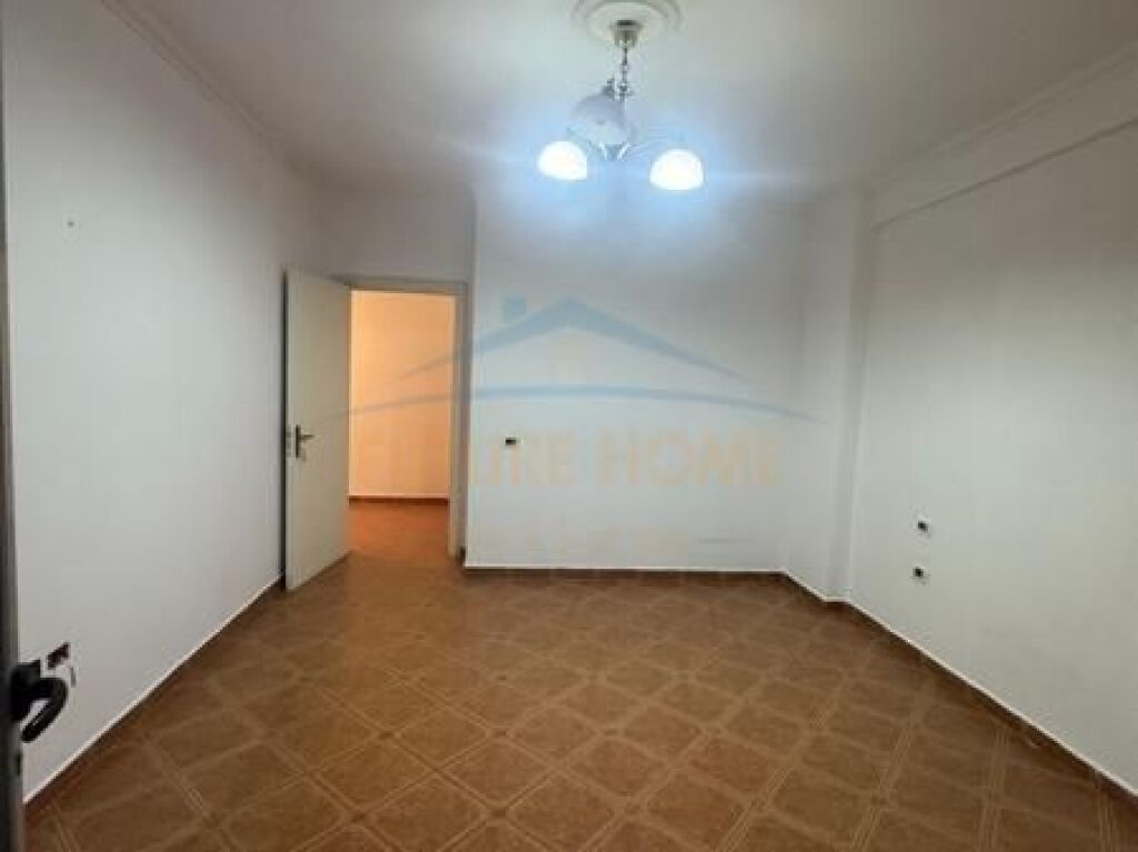 Apartment 2+1 for Sale, Misto Mame