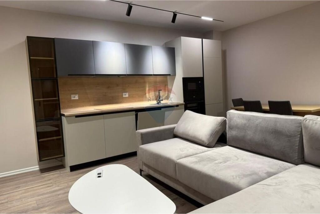 ✨Shitet Apartament 1+1 📍Komuna e Parisit