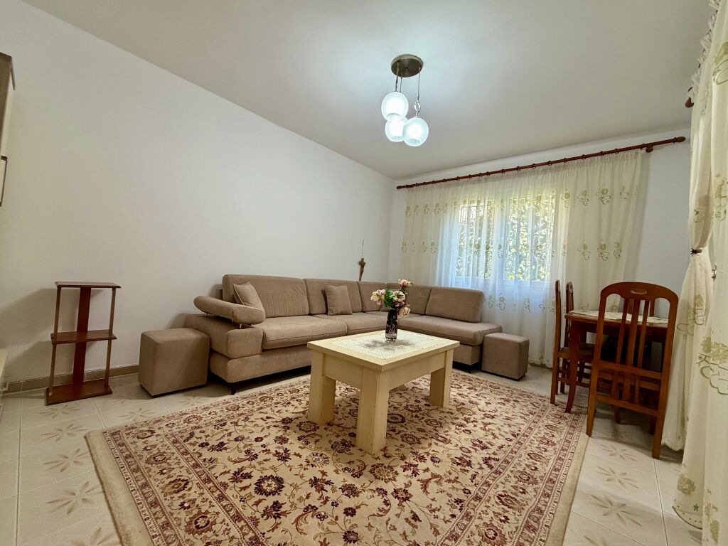 APARTAMENT 2+1 ME QIRA ,KOMBINAT