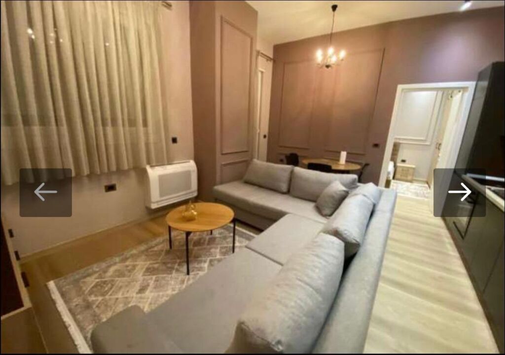 Shitet apartament 2+1+2 tualete+verande te Liqeni i Thate.