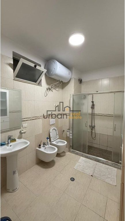 Affitto, Appartamento 1+1, Via Elbasani, Tirana - 700€ | 80 m²