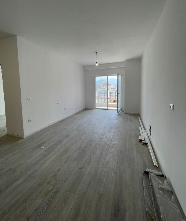 🏡 Shitet Apartament 2+1 – Kompleksi Aura, Rr. Dritan Hoxha