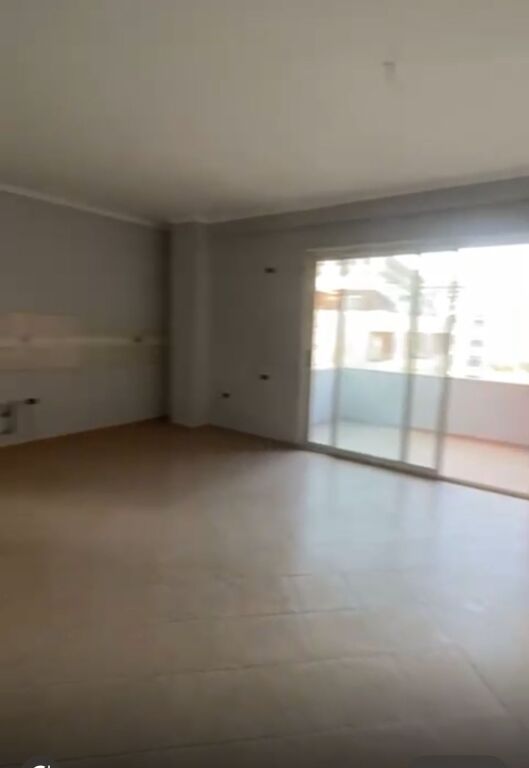 Shesim apart 2+1+2 te Liqeni i Thate prane Radissonit