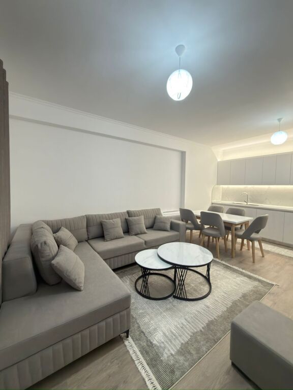 Affittasi 2+1+2+parcheggio RESIDENCA OASIS ASTIR 70.000 leke
