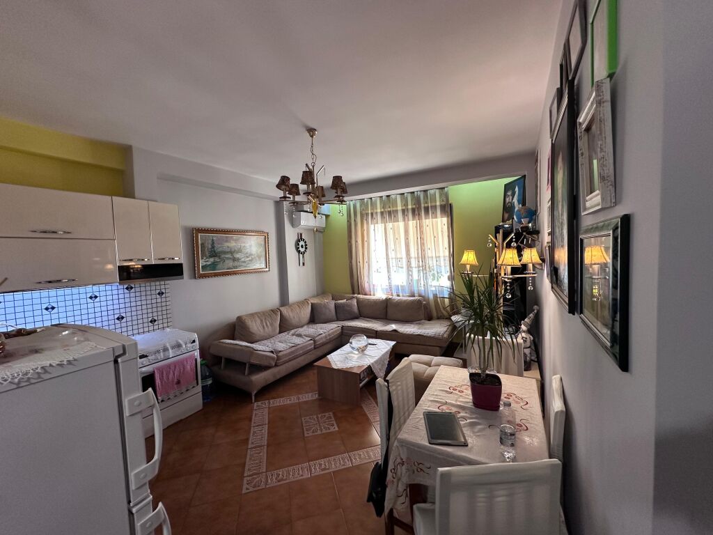 Appartamento in affitto 1+1 Astir