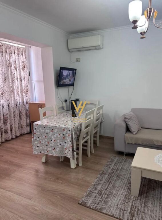 JEPET APARTAMENT 1+1 TE SHKOLLA E BALETIT 45.000 LEKE