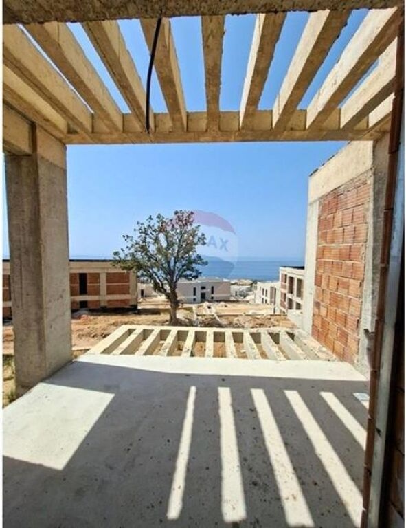 Apartament - Për Shitje - Drimadhë, Vlorë(ID: 530571005-86)