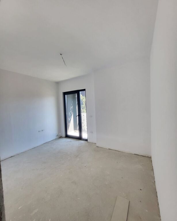 🏡 Shitet Apartament 1+1 – Corner Residence