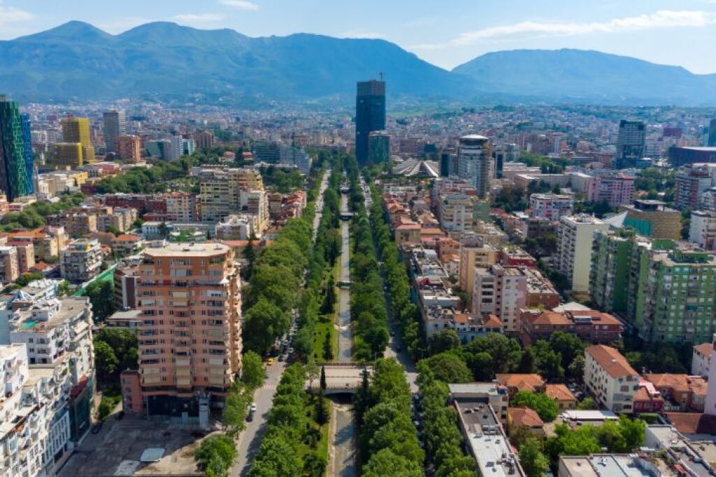 Apartament 2+1 ne shitje tek Bulevardi Gjergj Fishta