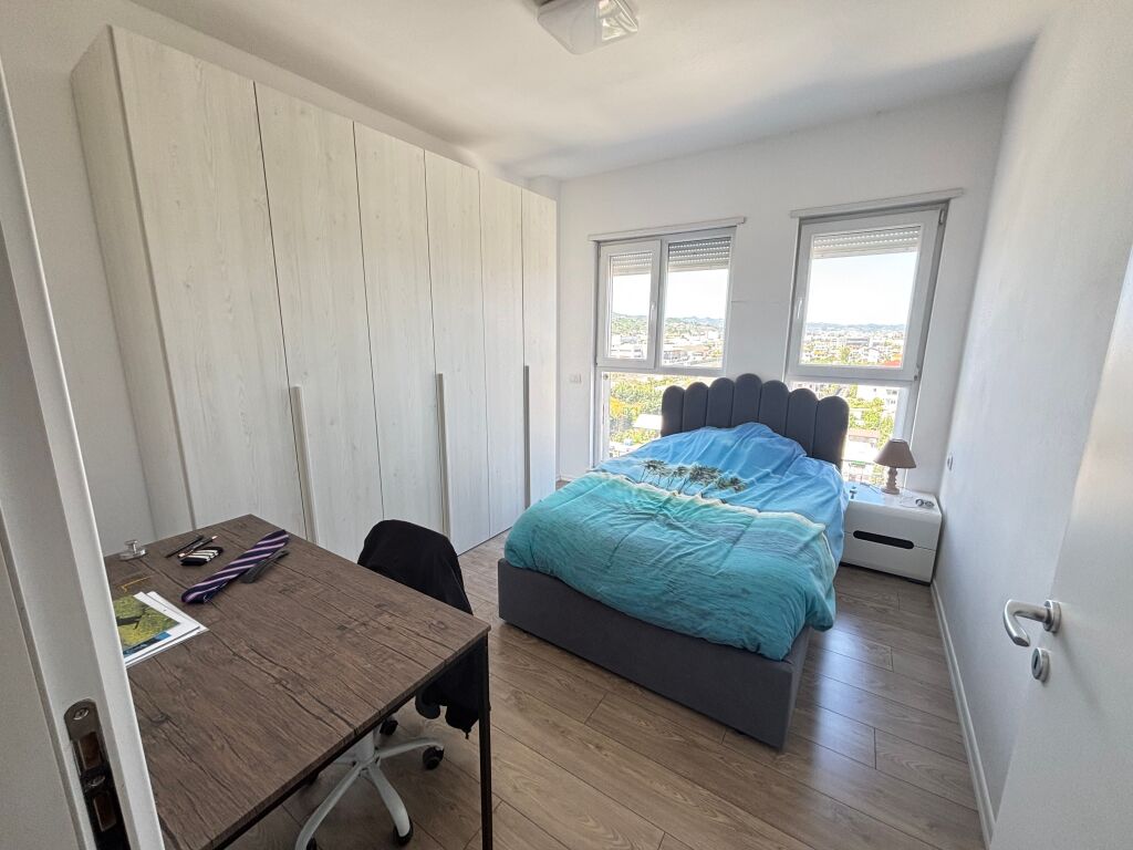 Appartamento 2+1 in vendita a Univers City