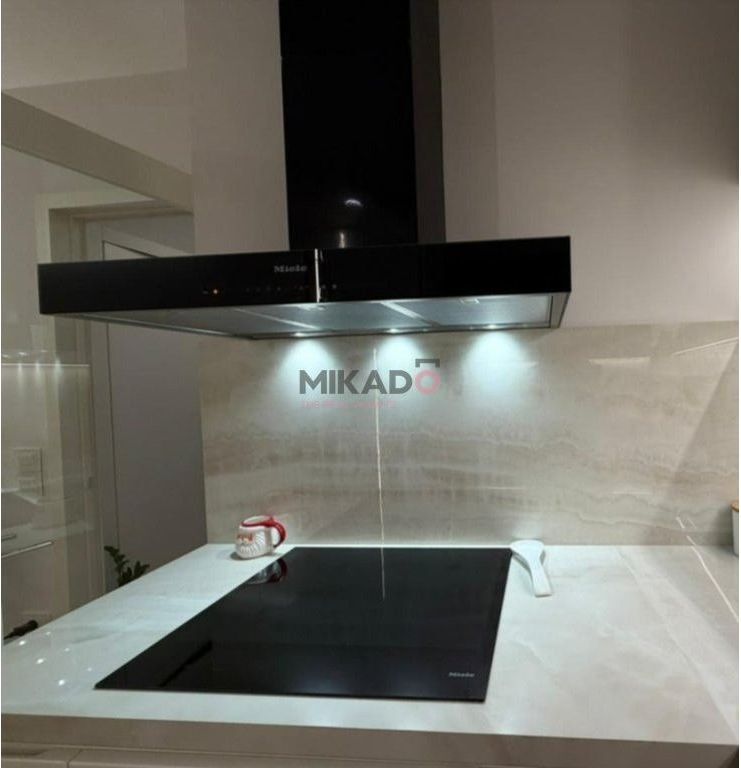 Shitet Apartament 3+1tek Lake View Residence, RRuga Kosovareve!