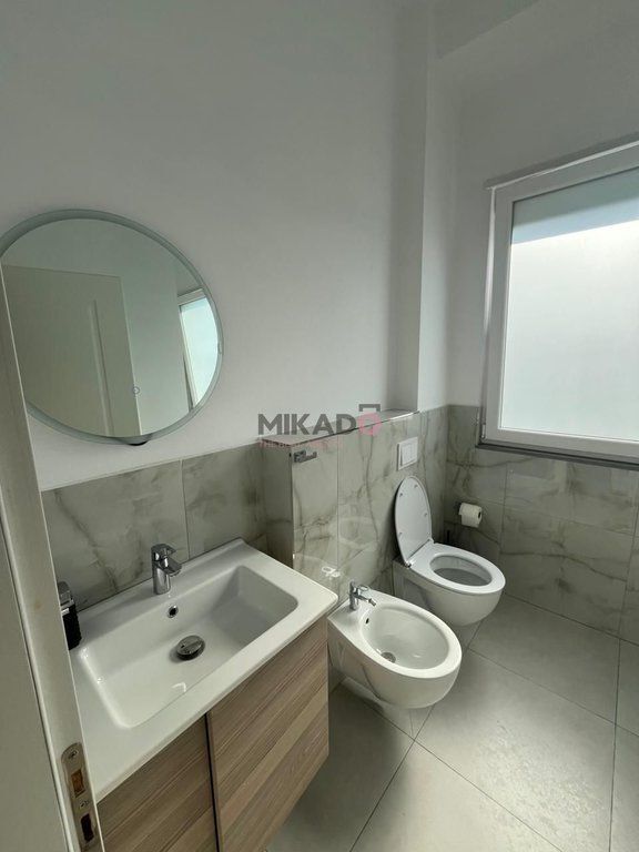 Jepet me Qira Vile 3 kateshe prane Tegut, Mjull Bathore!