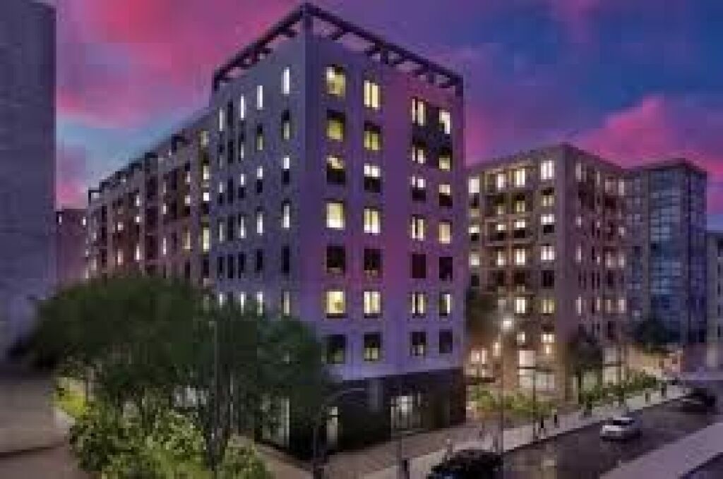 OKAZION, Shitet apartament 3+1, Tirana Entry 1