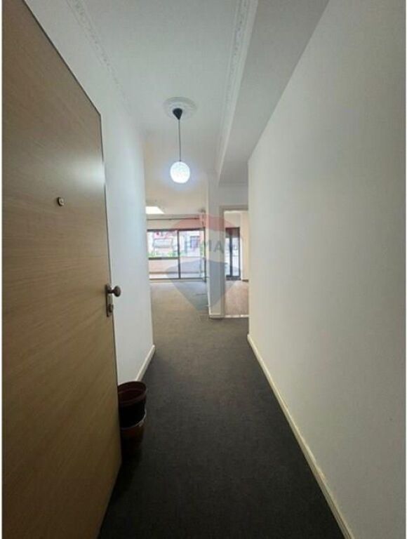 Apartament - Për Qira - Selvia, Tiranë