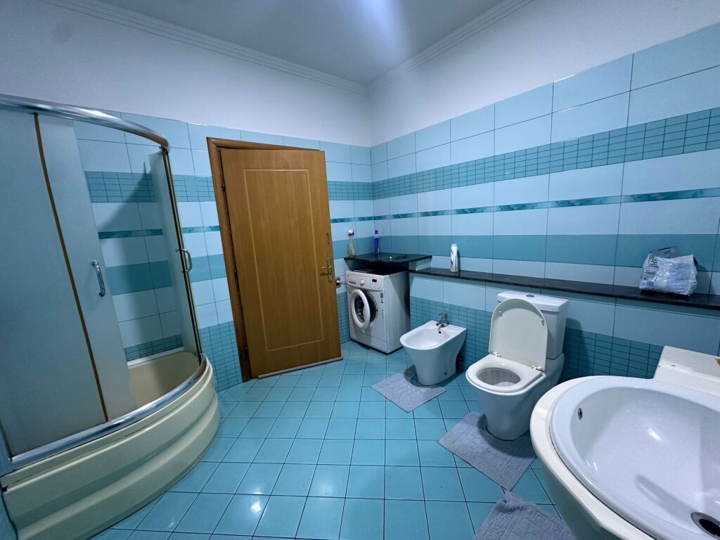 Casa privata in affitto - Via Myslym Keta