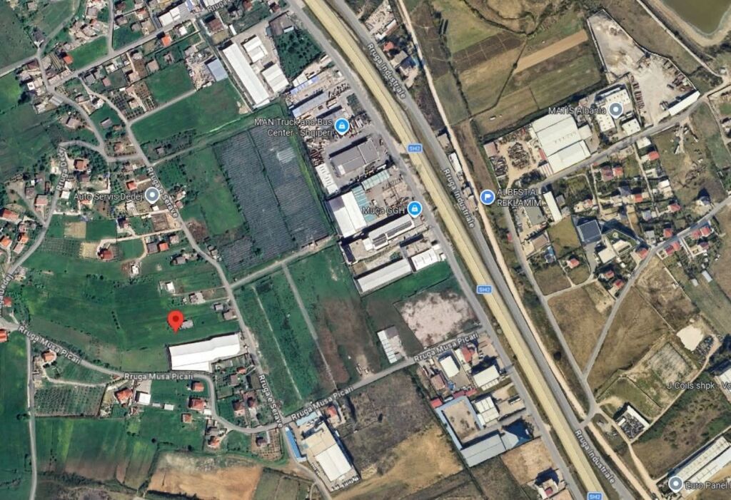 SHITET TRUALL 1760 M2 + Shtepi e vjeter , VORE