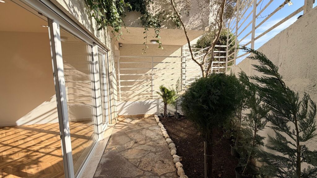 Apartament 1+1 me oborr per shitje, Zgjatimi i Kodres 1