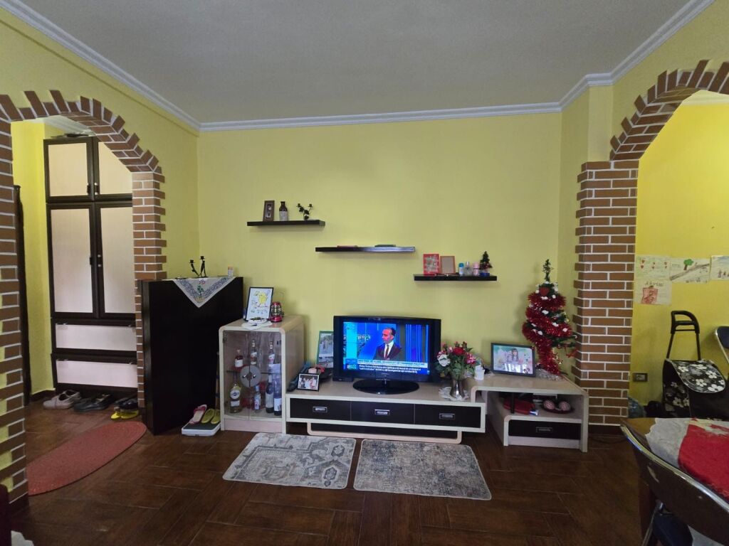 Apartament 2+1 per shitje te Zogu i Zi, super orientim☀️