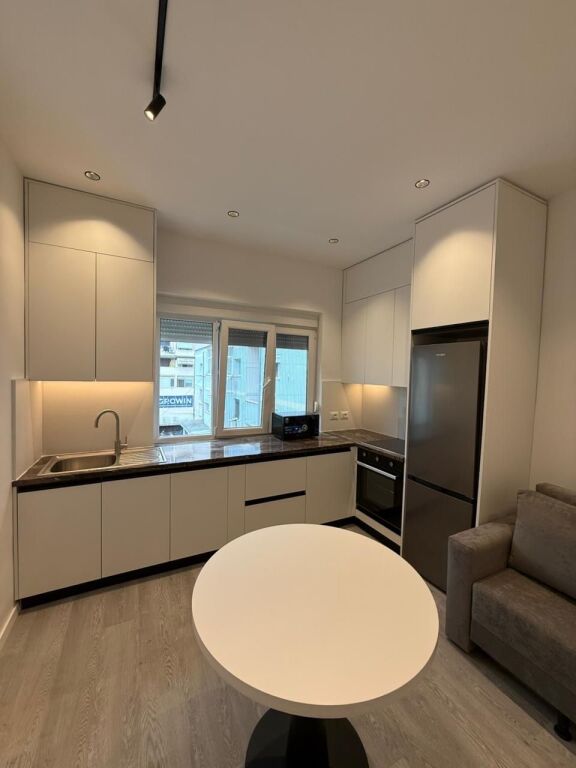 Apartament 1+1 me qira te Garda!