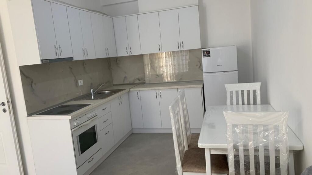 AstirJepet apartament me qira 1+1,Kompleksi Fratari