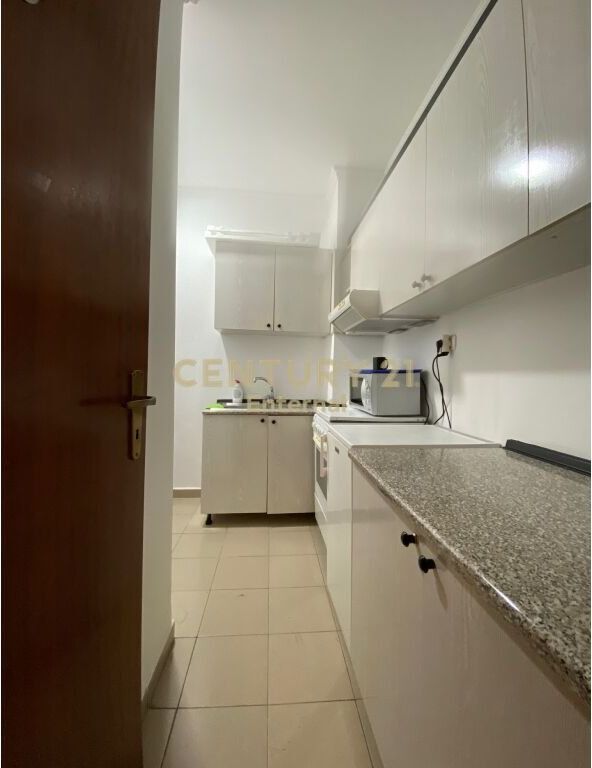 Ufficio 2+1 in affitto a ish-Bllok