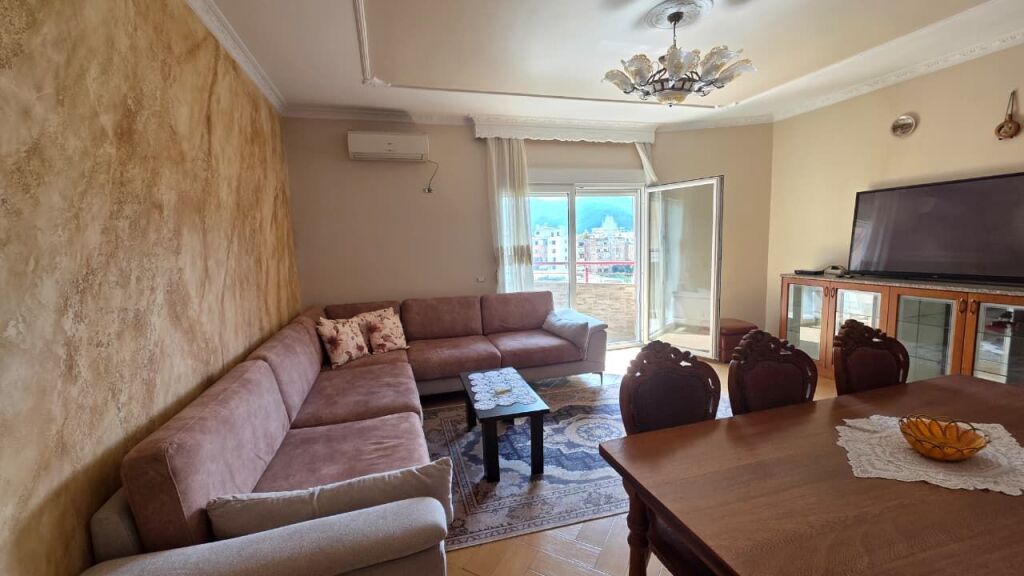 🏡 Apartament 3+1 për shitje pranë Conad, Vlorë