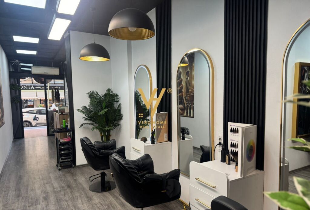 JEPET PARUKERI 33 M2 ME QERA TEK VIZION PLUS 75.000 LEKE