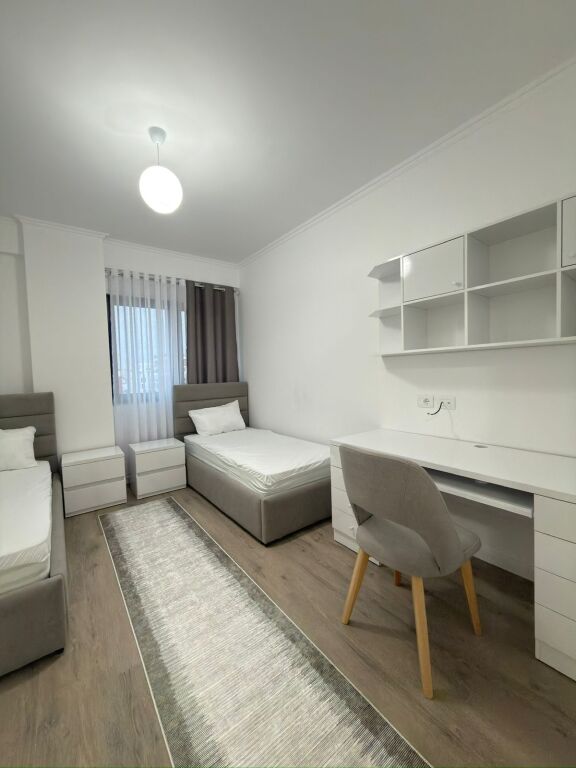Affittasi 2+1+2+parcheggio RESIDENCA OASIS ASTIR 70.000 leke