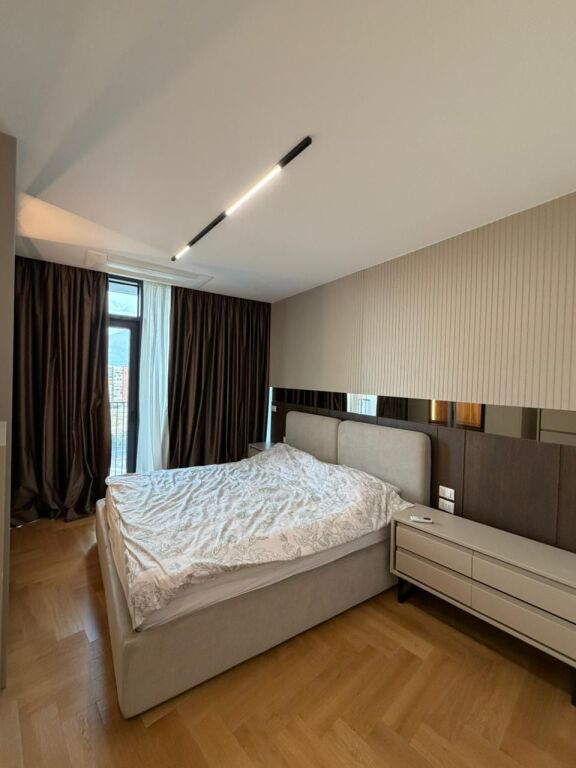 APARTAMENT LUKSOZ 2+1 PER QERA TEK LAKE VIEW