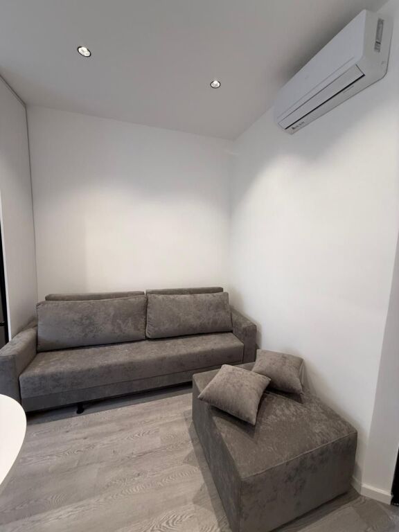 Apartament 1+1 me qira te Garda!