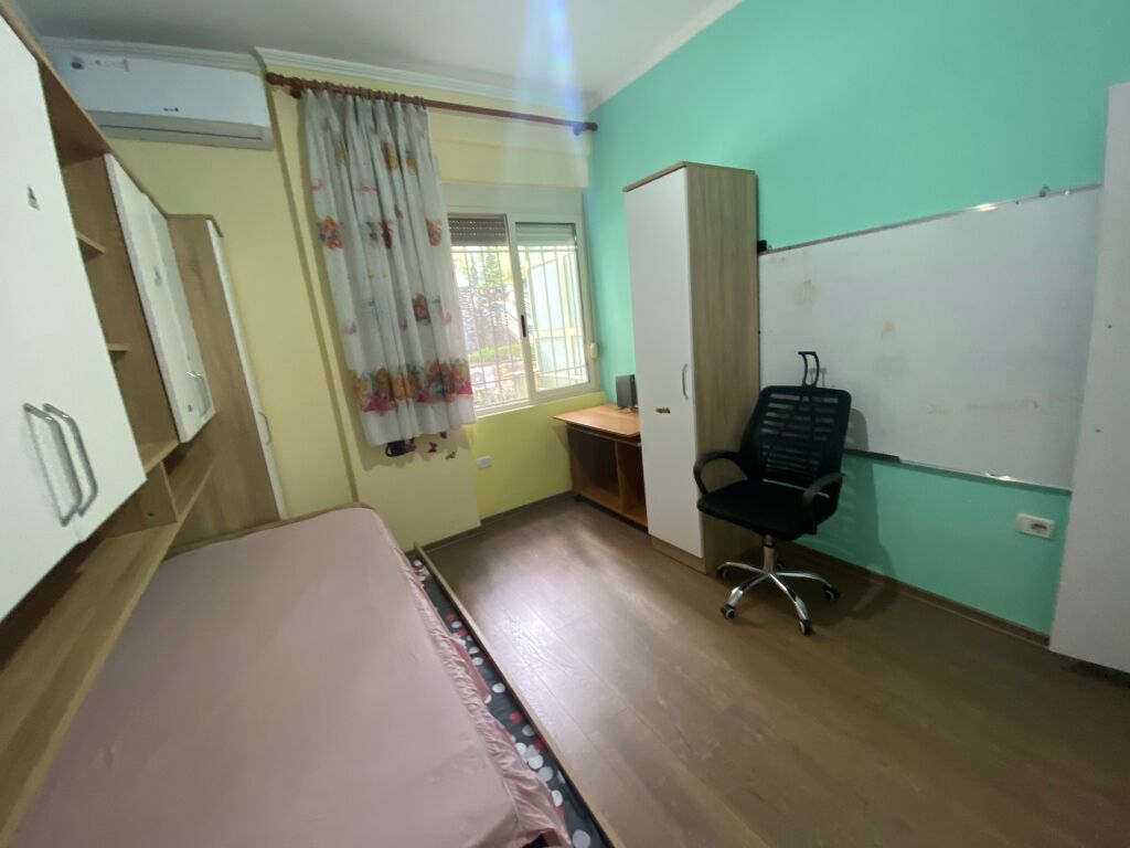 Apartament 2+1 per qera Ne Fresk !