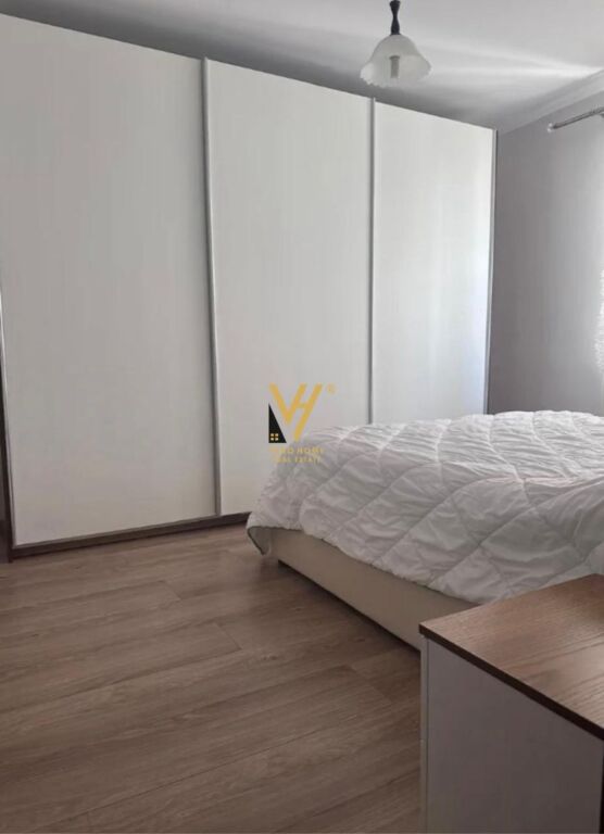 JEPET APARTAMENT 1+1 TE SHKOLLA E BALETIT 45.000 LEKE