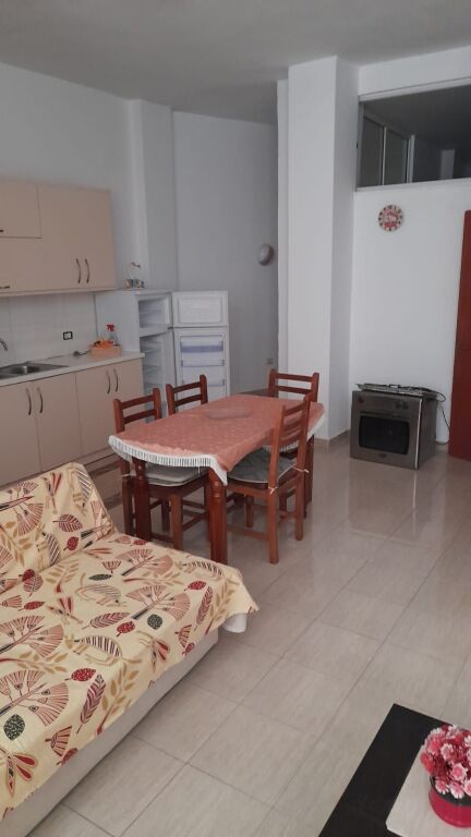 Qera | Apartament 1 + 1 | Kodra e Diellit | 350 €/muaj